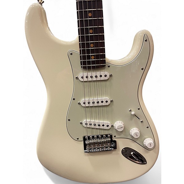 Used Fender American Professional II Stratocaster Olympic White Solid Body Electric Guitar