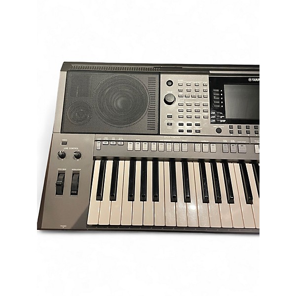 Used Yamaha S 970 Keyboard Workstation