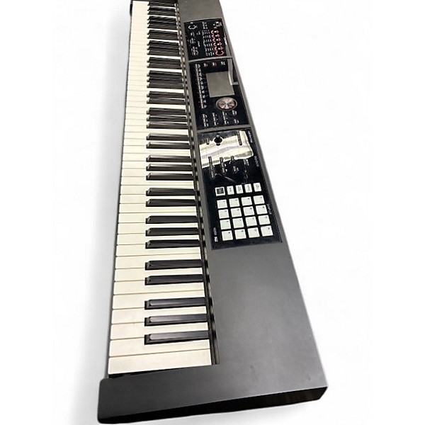 Used Roland FA08 Keyboard Workstation