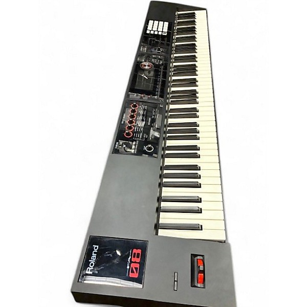 Used Roland FA08 Keyboard Workstation