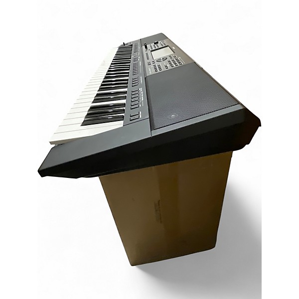 Used Yamaha PSRSX700 Arranger Keyboard