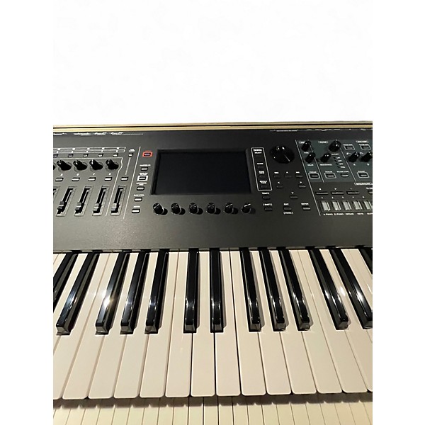 Used Roland FANTOM 7 Keyboard Workstation