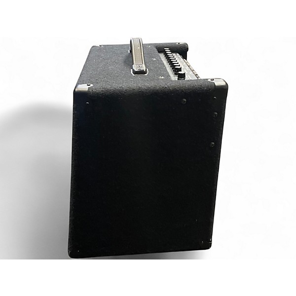 Used Roland KC-400 Keyboard Amp