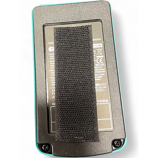 Used Behringer CS400 Compressor Sustainer Effect Pedal