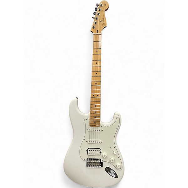 Used Fender Player Series HS White Solid Body Electric Guitar