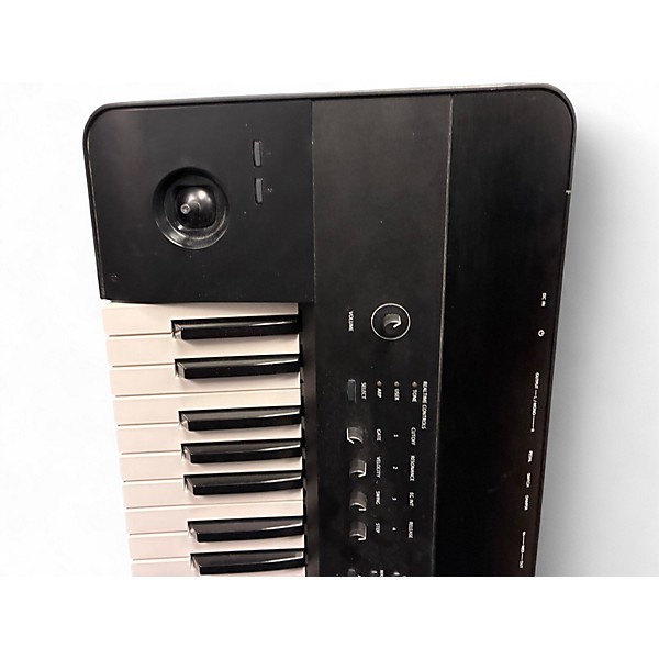 Used KORG Krome 61 Key Keyboard Workstation