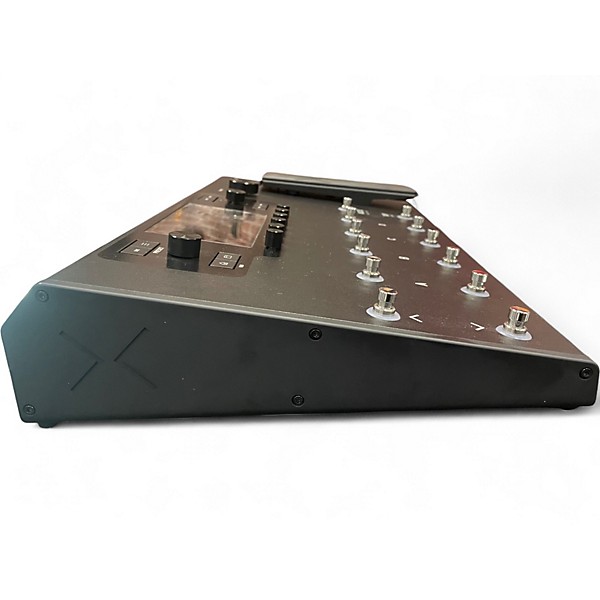 Used Line 6 Helix LT Effect Processor