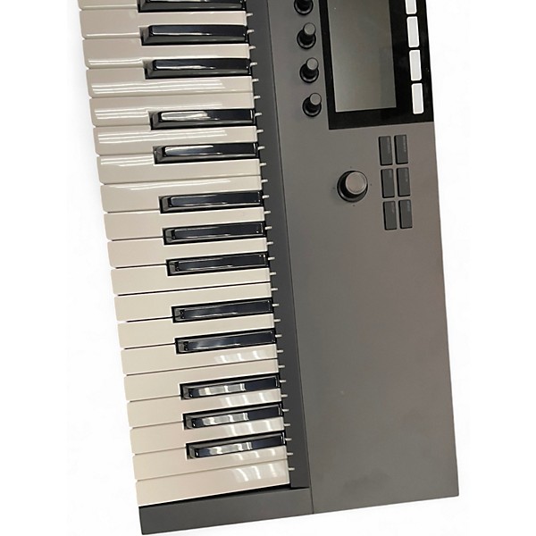 Used Native Instruments Komplete Kontrol S61 MK2 MIDI Controller