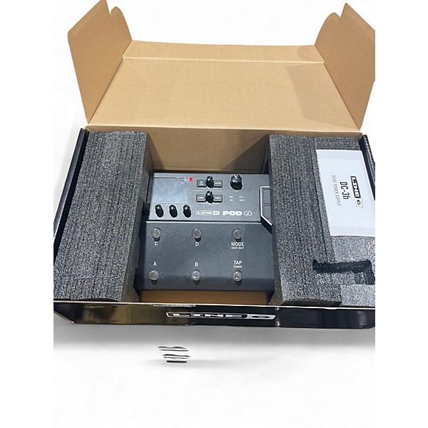 Used Line 6 POD GO Effect Processor