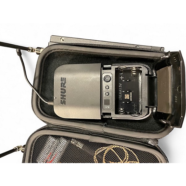 Used Shure BLX4R MX153 Headset Wireless System