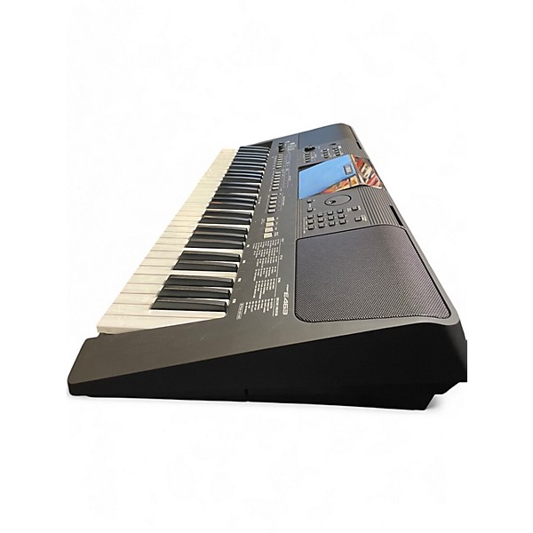 Used Yamaha PSRE463 61 key Portable Keyboard