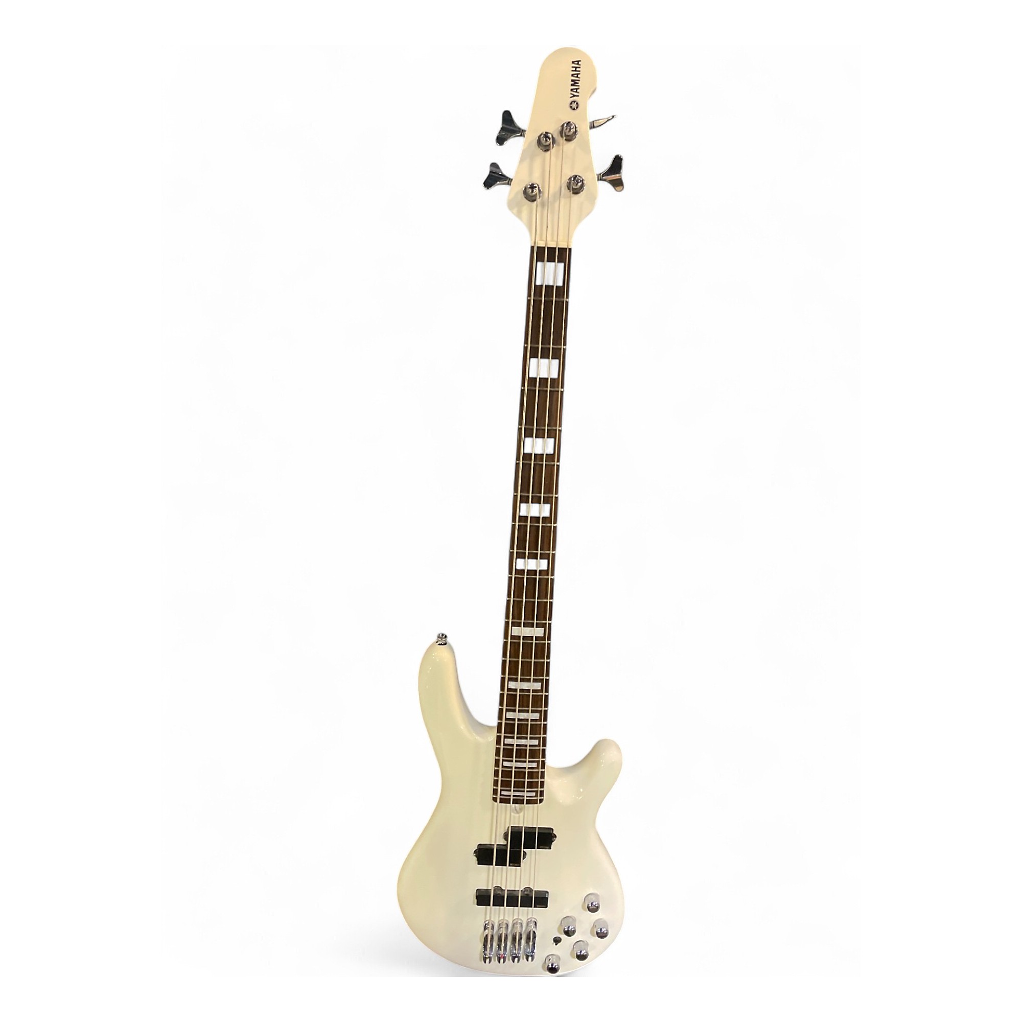 Used Yamaha BB2004 Pearl White Electric Bass Guitar Pearl White