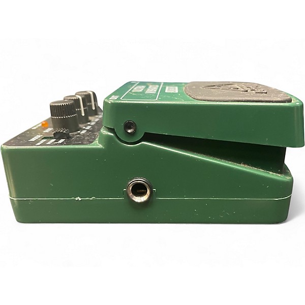 Used Behringer UV300 Ultra Vibrato Effect Pedal