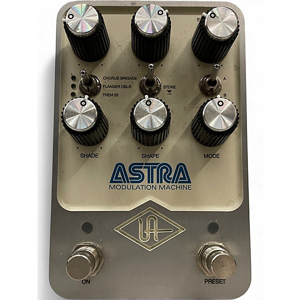 Used Universal Audio ASTRA Modulation Machine Effect Pedal