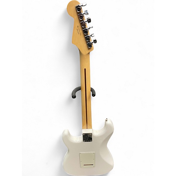 Used Fender Player Stratocaster White Solid Body Electric Guitar