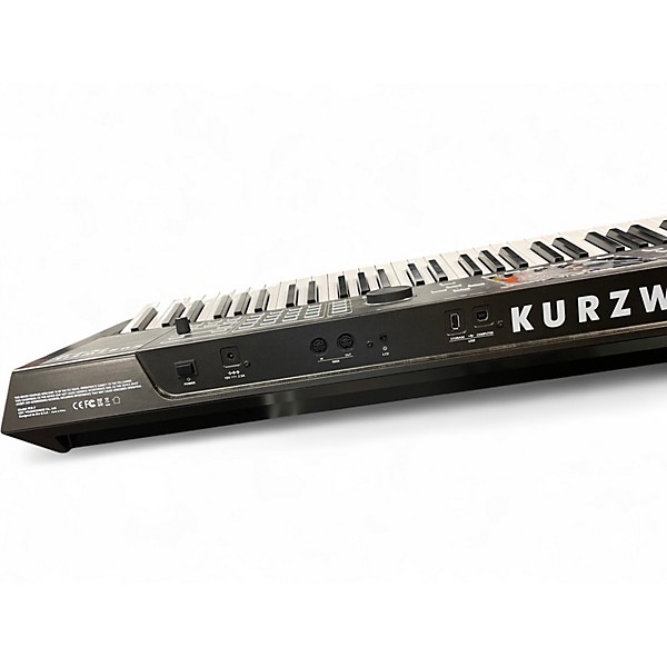 Used Kurzweil PC4-7 Arranger Keyboard