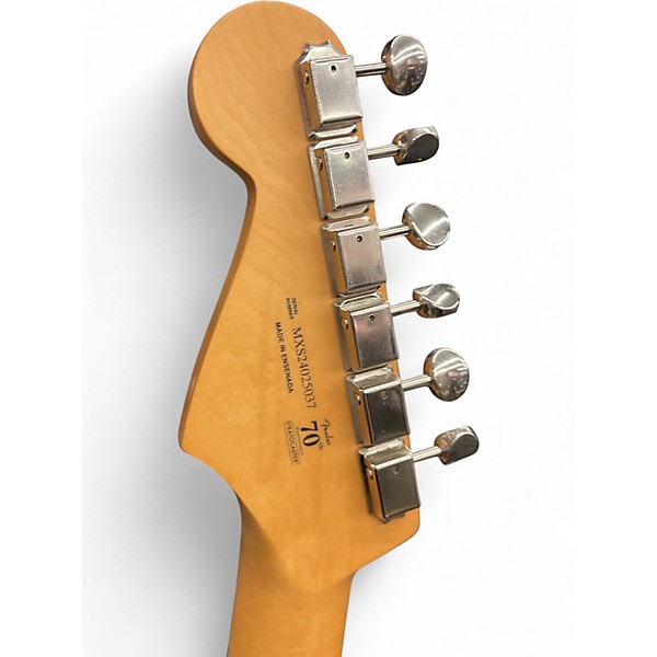 Used 2024 Fender PLAYER II STRAT HSS BIRCH GREEN Solid Body Electric Guitar