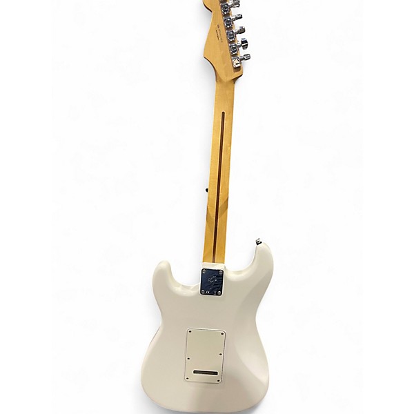 Used Fender Player Stratocaster White Solid Body Electric Guitar