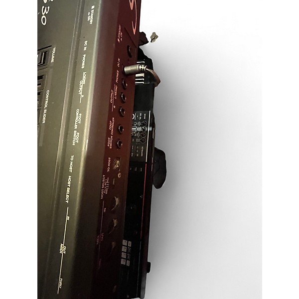 Used Yamaha s30 Keyboard Workstation