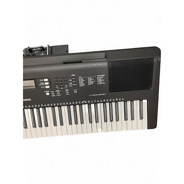 Used Yamaha PSWEW300 Keyboard Workstation