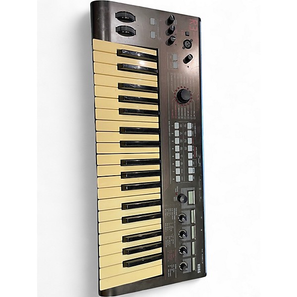 Used KORG R3 37 Key Synthesizer
