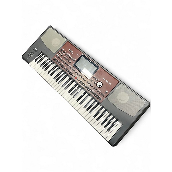 Used KORG PA700 Arranger Keyboard
