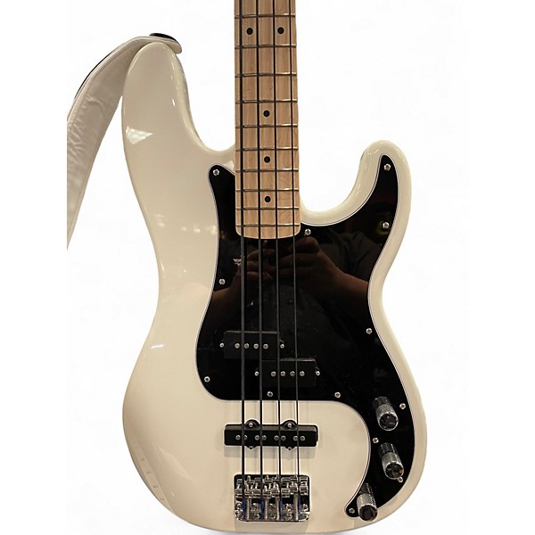 Used Squier Affinity Series Precision Bass PJ Olympic White Electric Bass Guitar