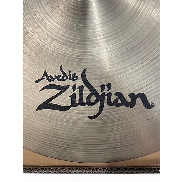 Used Zildjian 16in AVEDIS MEDIUM THIN CRASH Cymbal