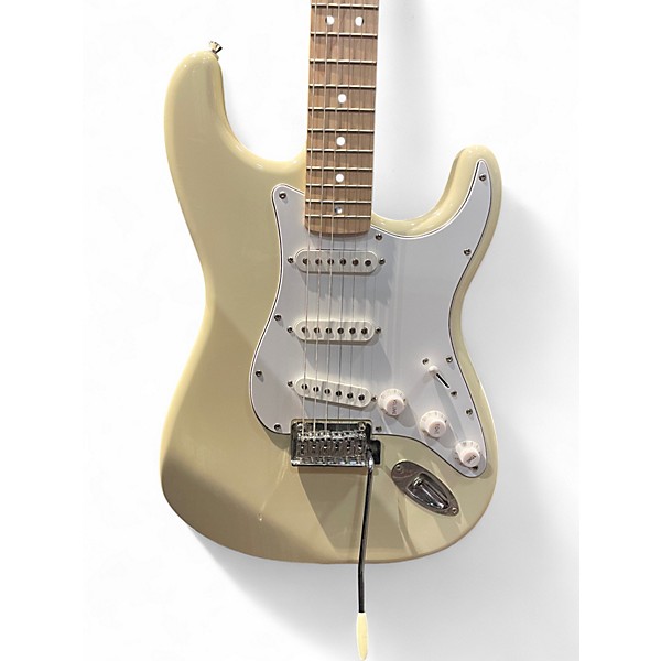 Used Squier Standard Stratocaster White Solid Body Electric Guitar