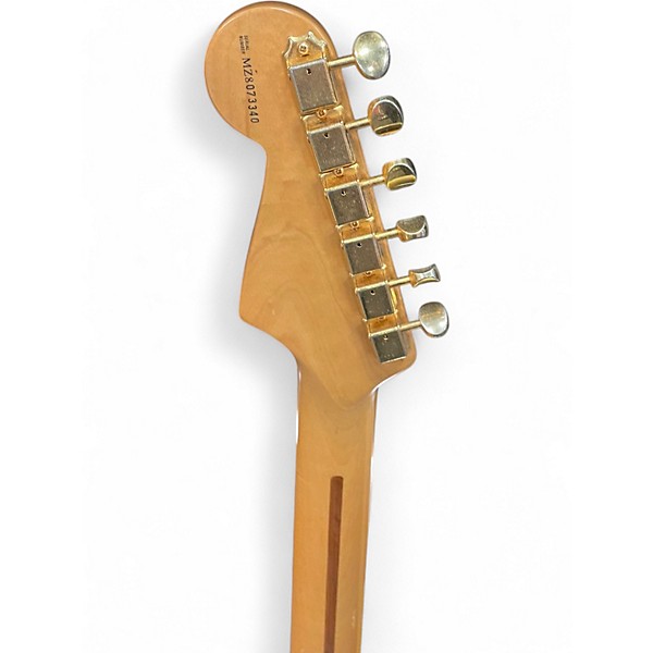 Used 2008 Fender DELUXE PLAYER STRATOCASTER Blue Solid Body Electric Guitar