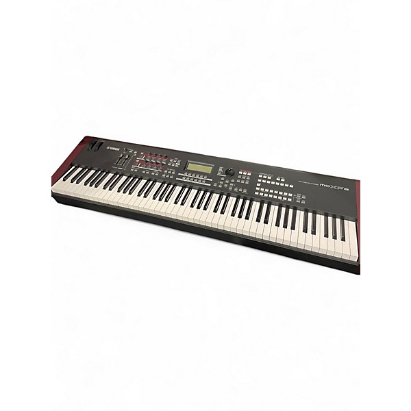 Used Yamaha MOXF8 88 Key Keyboard Workstation