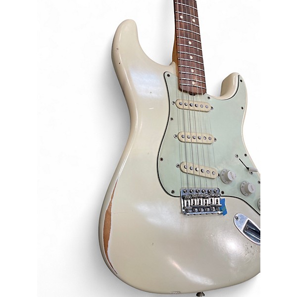 Used Fender Road Worn 1960S Stratocaster Olympic White Solid Body Electric Guitar