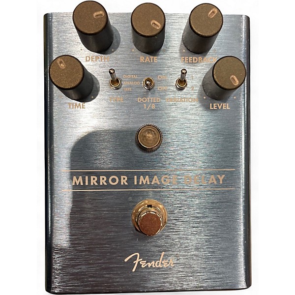 Used Fender MIRROR IMAGE DELAY Effect Pedal