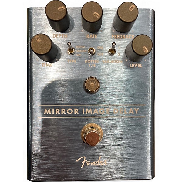 Used Fender MIRROR IMAGE DELAY Effect Pedal