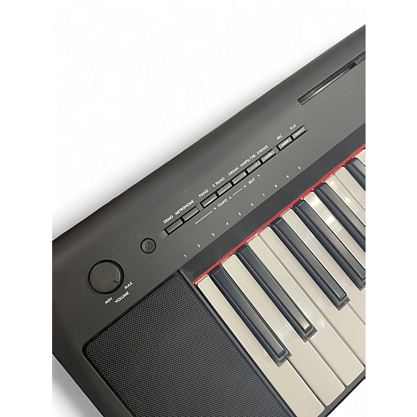 Used Yamaha PIAGGERO NP-15 Portable Keyboard