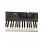 Used Native Instruments Komplete Kontrol S61 MK2 MIDI Controller