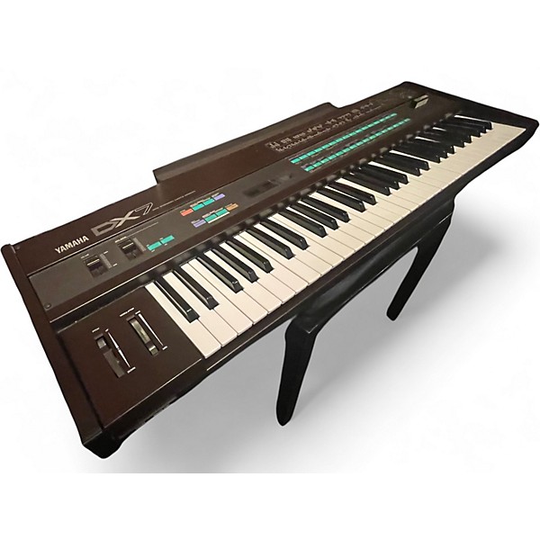 Used Yamaha DX7 Arranger Keyboard