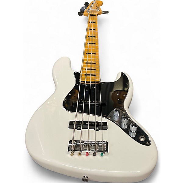 Used 2014 Squier Vintage Modified 70s Jazz V White Electric Bass Guitar