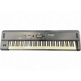 Used KORG KROSS 2 88 KEY Keyboard Workstation