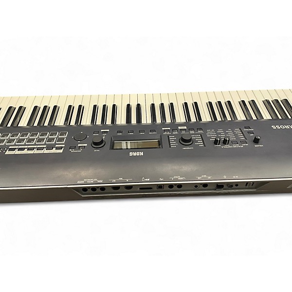 Used KORG KROSS 2 88 KEY Keyboard Workstation
