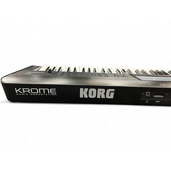 Used KORG Krome 61 Key Keyboard Workstation