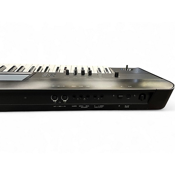 Used KORG Krome 61 Key Keyboard Workstation