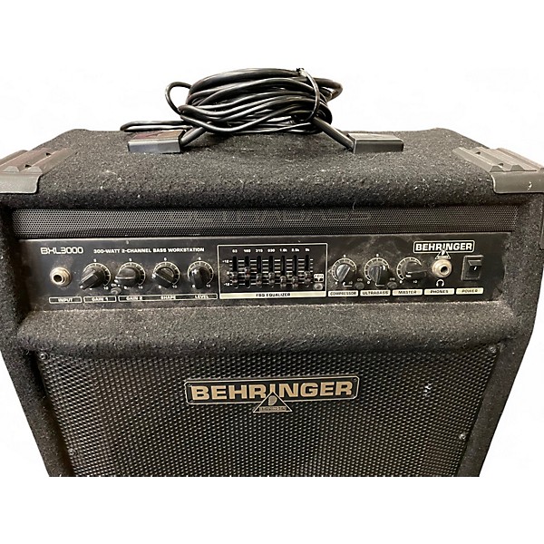 Used Behringer BXL3000 Ultrabass 1x15 300W Bass Combo Amp