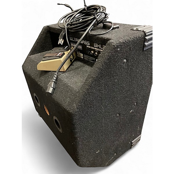 Used Behringer BXL3000 Ultrabass 1x15 300W Bass Combo Amp