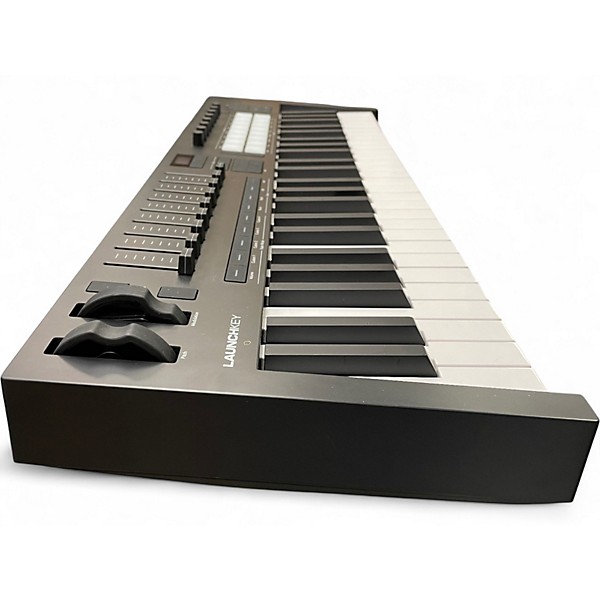 Used Novation Launchkey 49 MK4 Keyboard Workstation