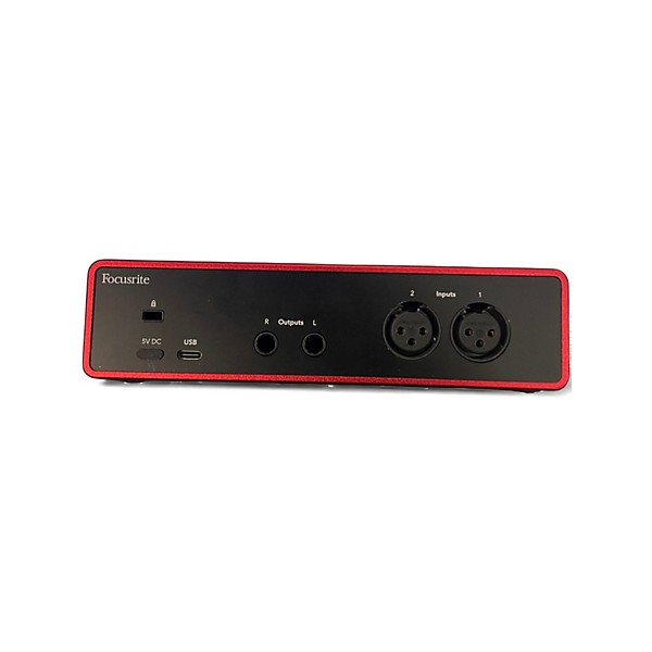 Used Focusrite Scarlett 2i2 studio gen 4 Audio Interface