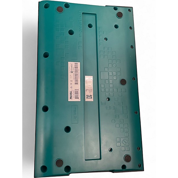 Used Novation Launchkey 25 Key MIDI Controller