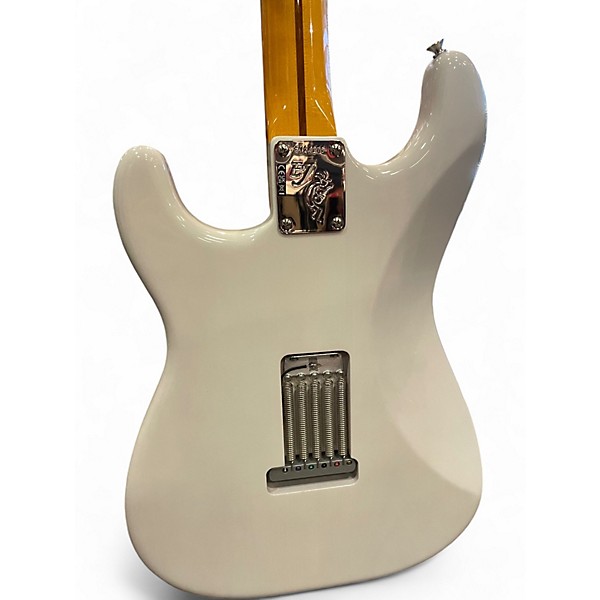 Used 2024 Fender Artist Series Eric Johnson Stratocaster White Blonde Solid Body Electric Guitar