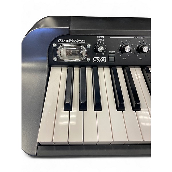 Used KORG SV173 73 Key Stage Piano