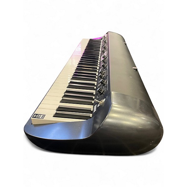 Used KORG SV173 73 Key Stage Piano